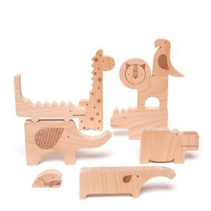 The Petit Collage Safari Wood Puzzle & Play Set. So cute 🥰